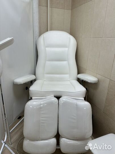 Кушетка массажная