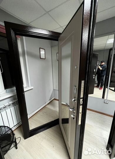 Крутая дверь с бесплатной установкой