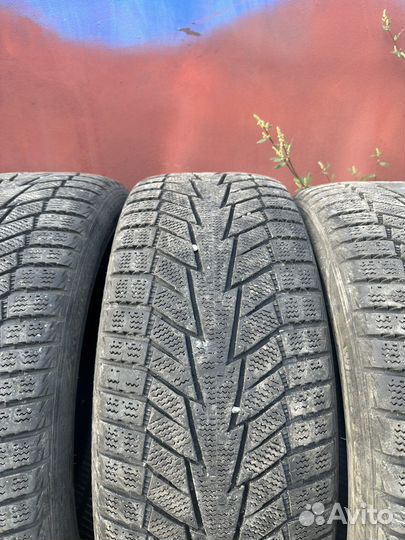 Hankook Winter I'Cept IZ2 225/45 R18 95T