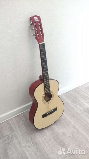 Акустическая гитара (новая)