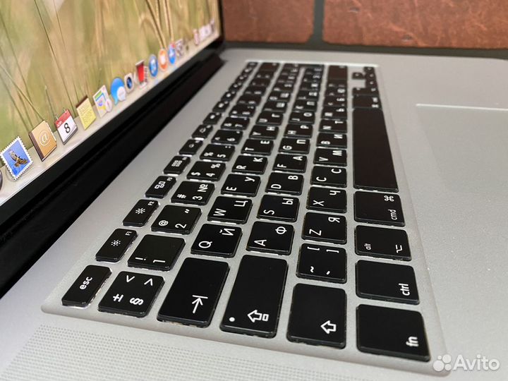 Apple MacBook Pro 15 2013 i7/8/256/793 цикла