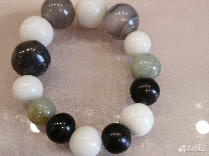 Бусины от браслета