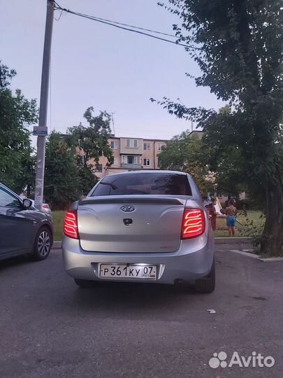 Задний фонарь granta хэтчбек