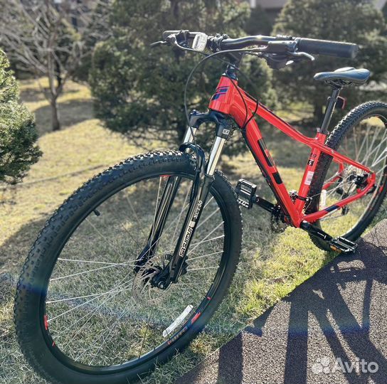 Велосипед горный GT avalanche