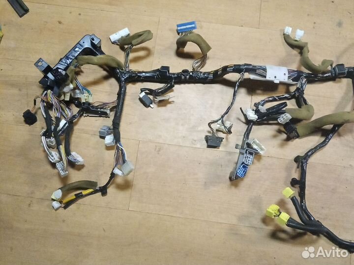 Проводка подторпедная Ланцер 9 4G18