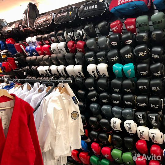 Боксерские перчатки