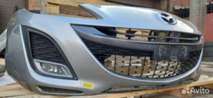 Продам рамку противотуманной фары Mazda3