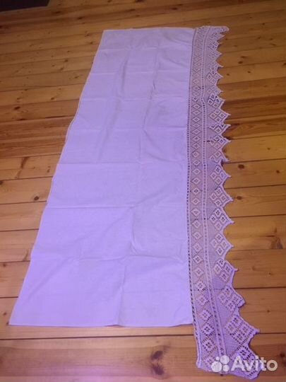 Скатерти на стол. Ковер плюш. Подзор на кровать