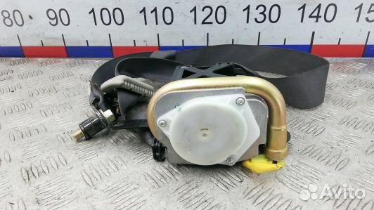 Ремень безопасности с пиропатроном сиденья передне