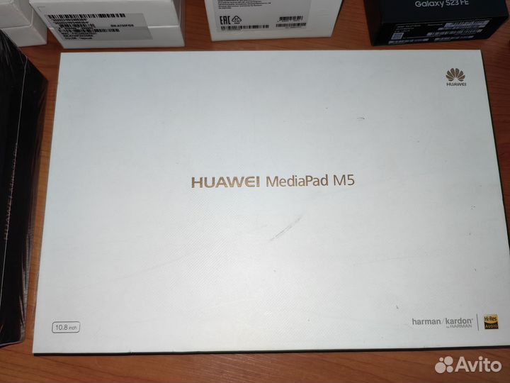 Коробка от Samsung, Huawei, Readme