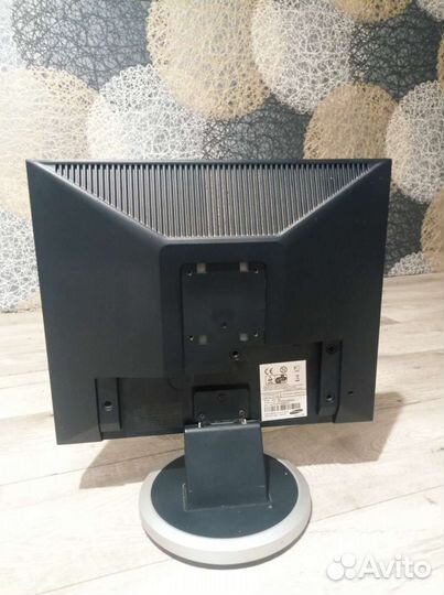 Монитор samsung