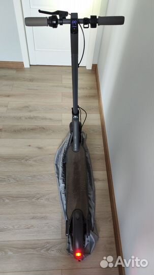 Электросамокат Hiper Triumph m100