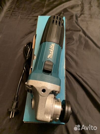 Ушм болгарка makita 125 с регулятором оборот