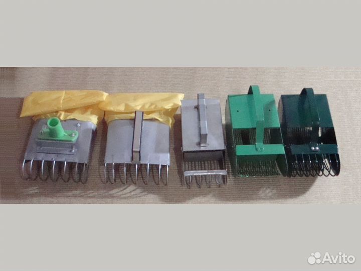 Комбайны (совки) для сбора ягод