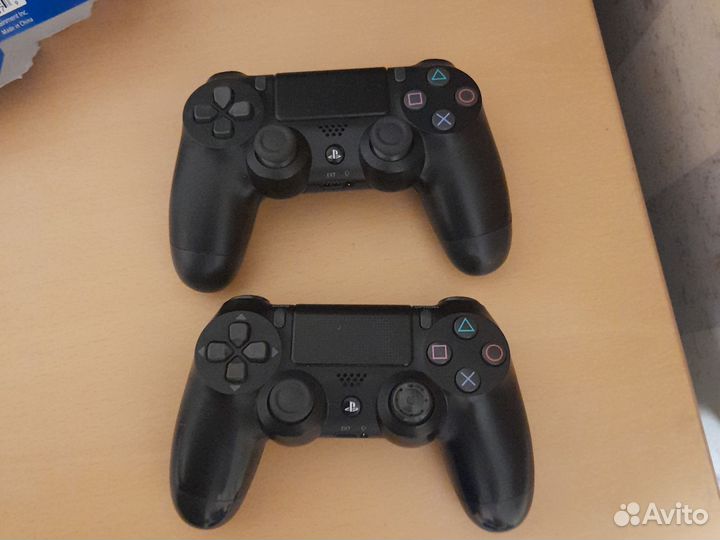 Джойстик Sony PS4