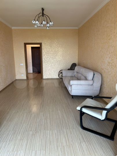 1-к. квартира, 64 м², 7/11 эт.