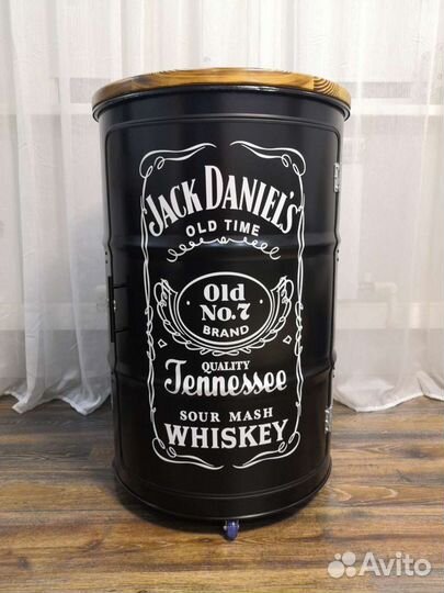 Бочка-бар Jack Daniel's с гравировкой