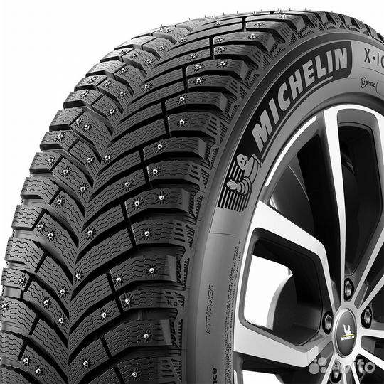 Michelin X-Ice North 4 215/60 R17