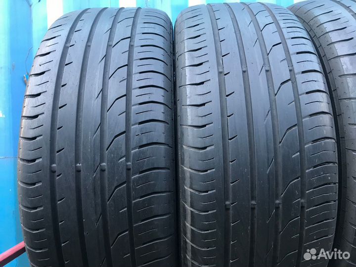 Continental ContiPremiumContact 2 215/55 R17 94V