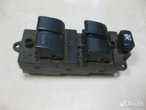 Блок управления стеклоподъемниками Mazda 323 BJ