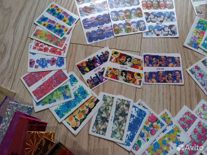 Наклейки для маникюра