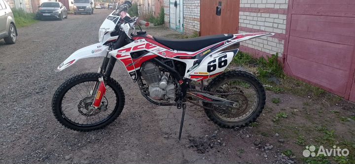 Мотоцикл BSE Z5