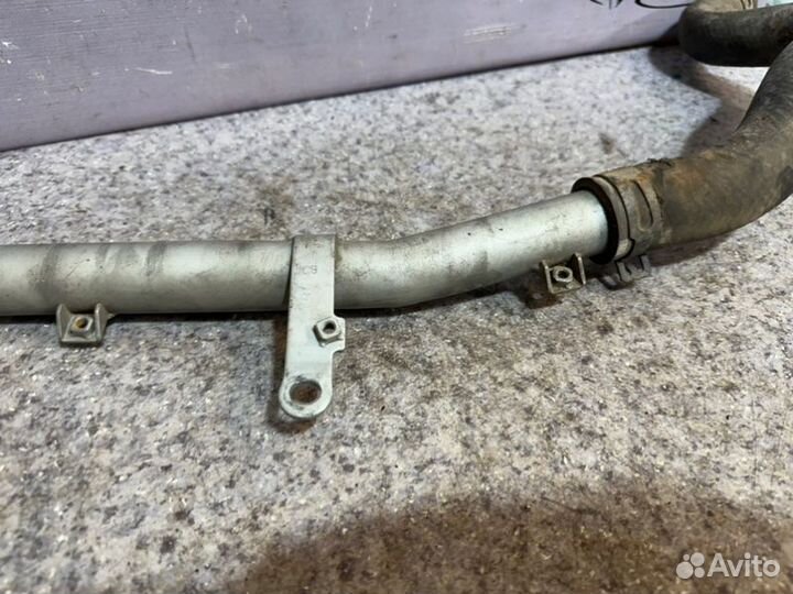 Трубка охлаждения двигателя Kia Quoris KH 3.8 G6DD