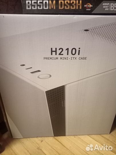 Корпус nzxt H210i CA-H210I-W1 White