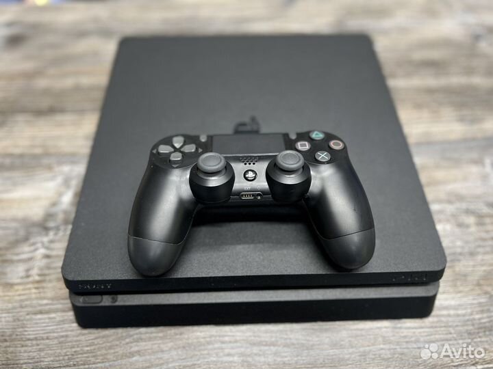 Sony playstation 4 PS4 slim 1tb