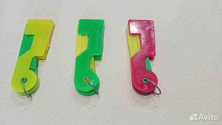 Нитковдеватель