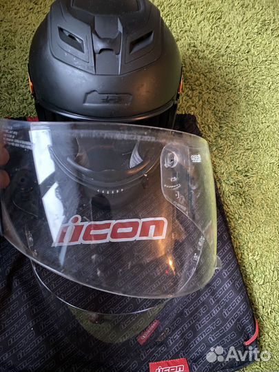 Мотошлем icon размер М +3 визора