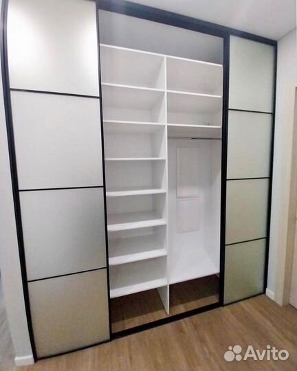 Шкаф купе современный