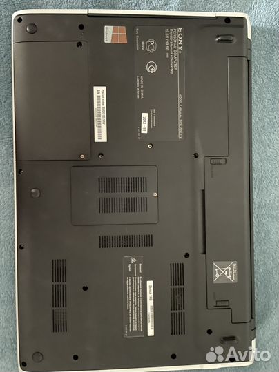 Ноутбук Sony vaio SVE1512Q1RW