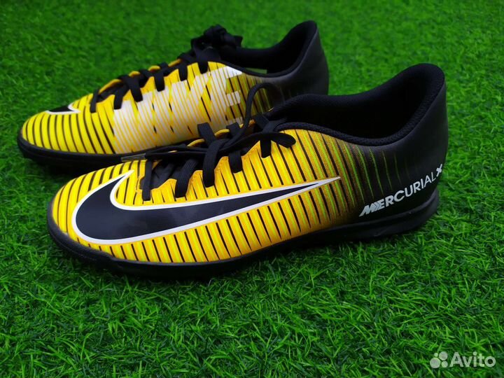 Бутсы сороконожки Nike Hypervenom, оригинал