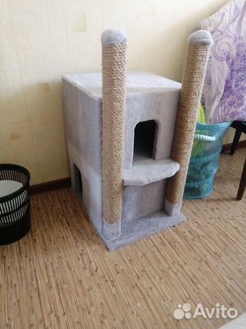 Домик для кошки с когтеточкой