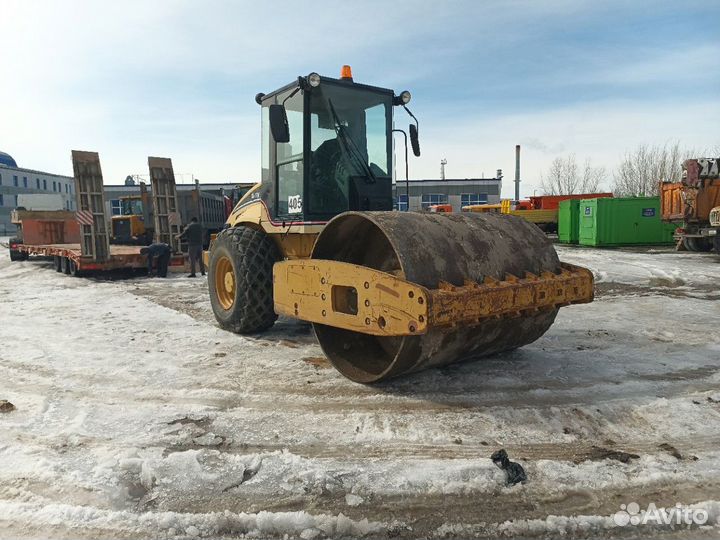 Дорожный каток CAT CS563E, 2006