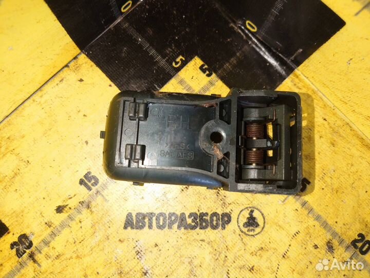 Ручка двери правая Nissan almera N15