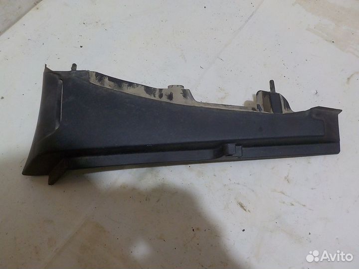 Накладка полки багажника skoda octavia A5 задняя л