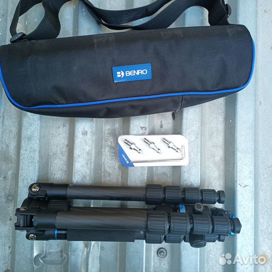 Карбоновый фотоштатив +монопод 2в1 benro FIF19C