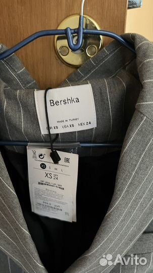 Жакет укороченный Bershka