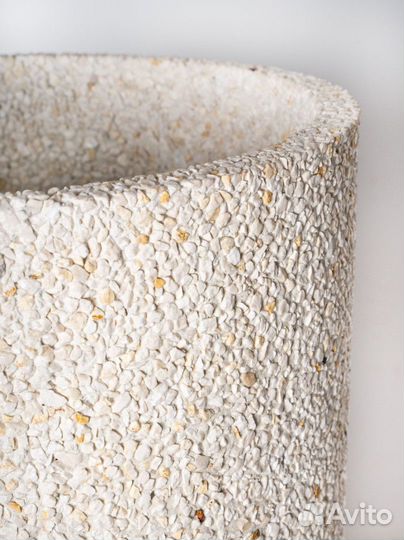 Бетонные вазоны на заказ и в наличии