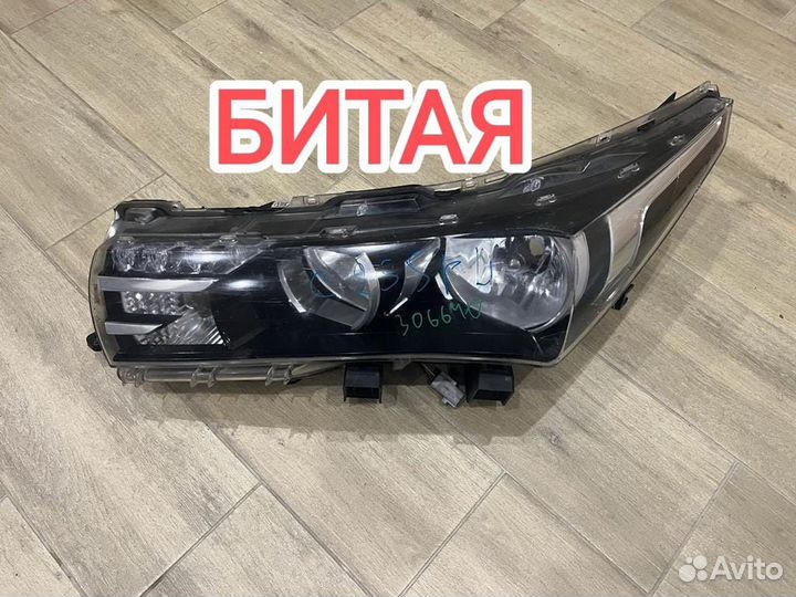 Фара левая Toyota Corolla