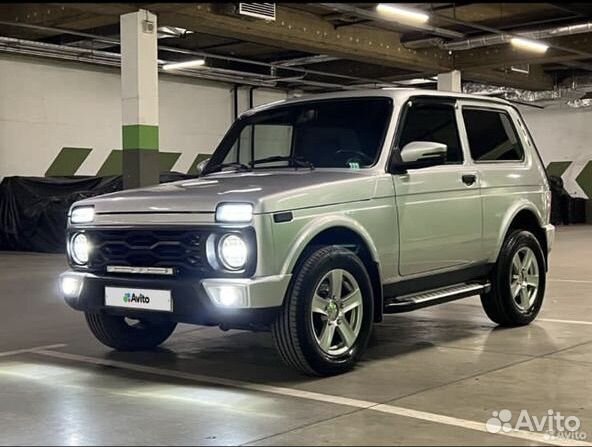 ВАЗ 2121 (4x4) Urban 1.7 МТ, 2017, 140 000 км