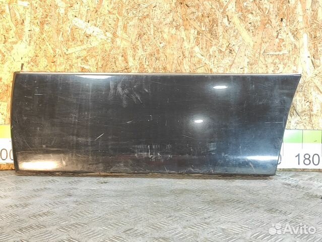 Накладка двери задней левой E 124