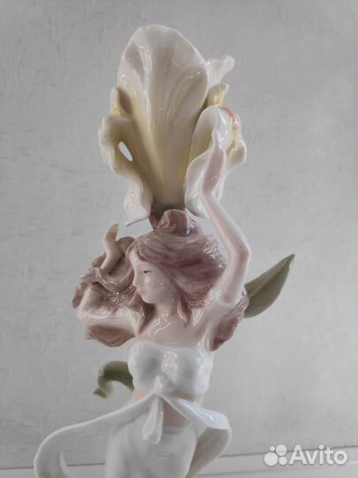 Китайский фарфор статуэтка