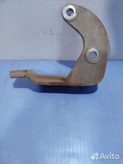 Кронштейн опора крепления кпп коробки передач Rena