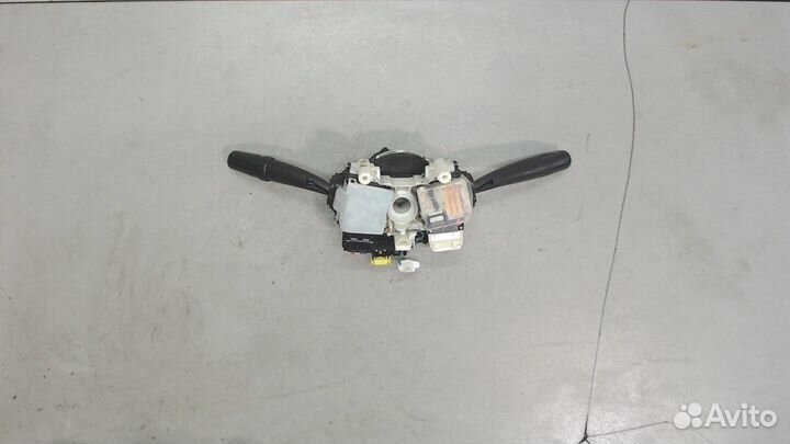 Переключатель поворотов и дворников Toyota Corolla