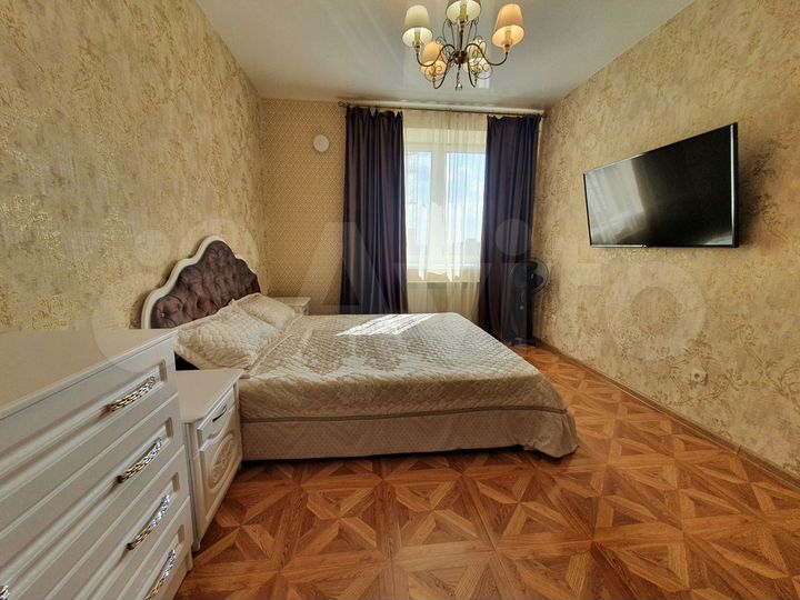 1-к. квартира, 42 м², 14/14 эт.