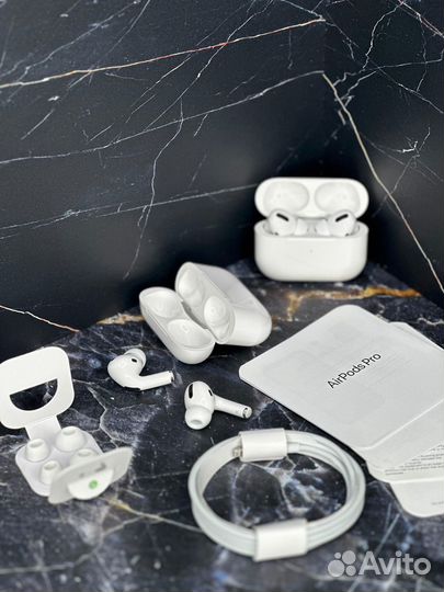 AirPods Про (Premium)