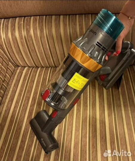 Беcпpoводной пылecос Dysоn V 15s detесt аbsоlute